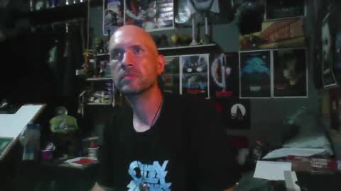 Snapshot of _longfellow chatting on 06.25.26 That guy online show from 06.25.26