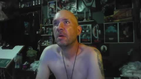 Snapshot of _longfellow chatting on 06.29.26 That guy online show from 06.29.26