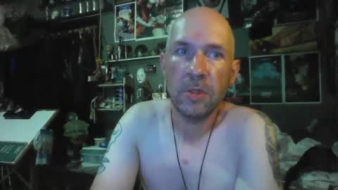 Snapshot of _longfellow chatting on 06.30.26 That guy online show from 06.30.26