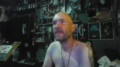 Snapshot of _longfellow chatting on 07.14.26 That guy online show from 07.14.26
