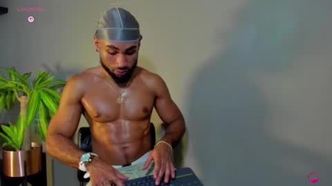 _luca_flame online show from 11.25.25