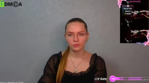 Snapshot of _lysafeta_ chatting on 01.18.25 Welcome guys Pleasure to see you all here My name is Lysafeta and MichaelaTip menu is active Private is open online show from 01.18.25