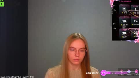 Snapshot of _lysafeta_ chatting on 10.25.25 Welcome guys Pleasure to see you all here My name is Lysafeta and MichaelaTip menu is active Private is open online show from 10.25.25