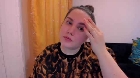 Snapshot of _madalexa_ chatting on 02.04.25 Alexa online show from 02.04.25