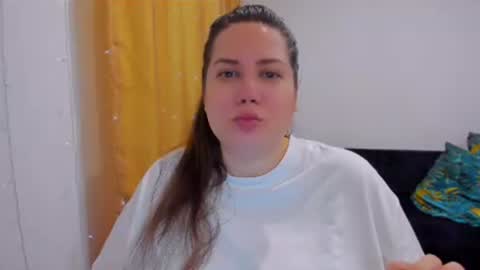 Snapshot of _madalexa_ chatting on 02.17.25 Alexa online show from 02.17.25