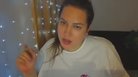 Snapshot of _madalexa_ chatting on 09.23.25 Alexa online show from 09.23.25