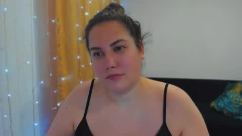 Snapshot of _madalexa_ chatting on 09.30.25 Alexa online show from 09.30.25