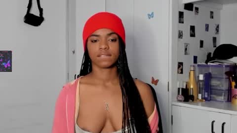 Snapshot of _marcela_22 chatting on 02.19.25 MARCELA online show from 02.19.25