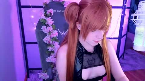 Snapshot of _mariko_ chatting on 06.15.26 Mariko online show from 06.15.26