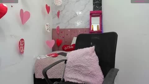 Snapshot of _marisol_ chatting on 02.10.25 Mikoto Alexia online show from 02.10.25