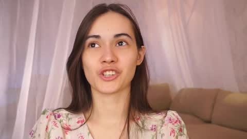  Gwen  online show from 03.09.25