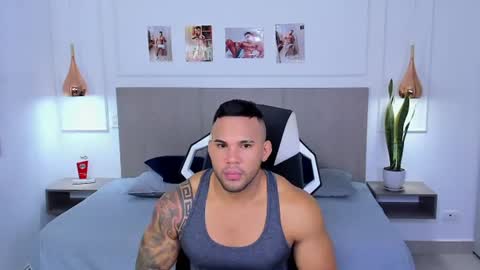 Snapshot of _matthew_santos_ chatting on 07.10.26 _matthew_santos_ online show from 07.10.26