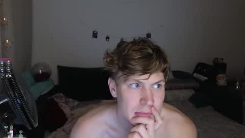 Snapshot of _medaed20_ chatting on 10.07.25 Medaed20 online show from 10.07.25