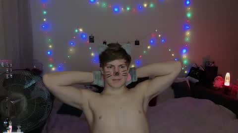 Snapshot of _medaed20_ chatting on 10.31.25 Medaed20 online show from 10.31.25