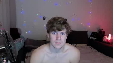 Snapshot of _medaed20_ chatting on 11.04.25 Medaed20 online show from 11.04.25