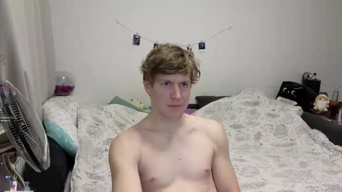 Snapshot of _medaed20_ chatting on 11.10.25 Medaed20 online show from 11.10.25