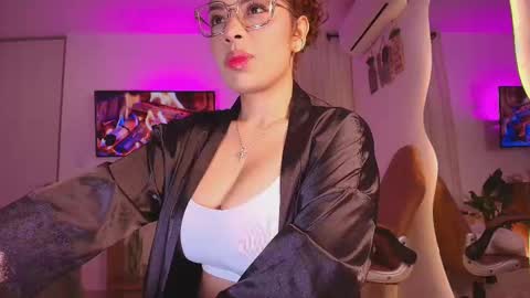 Marce  online show from 10.01.25