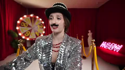 Snapshot of _meganmeow_ chatting on 02.06.26 Saturday - start 2030-2130 GMT online show from 02.06.26