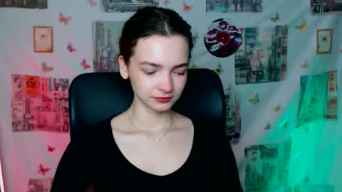 Susie online show from 04.14.26