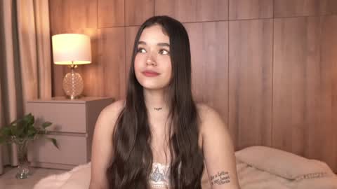     online show from 11.03.25