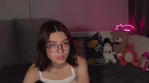 Snapshot of _meowmeowmeow chatting on 09.08.25 CAT online show from 09.08.25