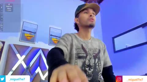 Snapshot of _miguel7w7 chatting on 11.17.25 miguel tomorrow from 200 pm Colombia to 1000 pm online show from 11.17.25