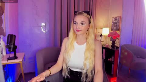 Mila online show from 05.25.26
