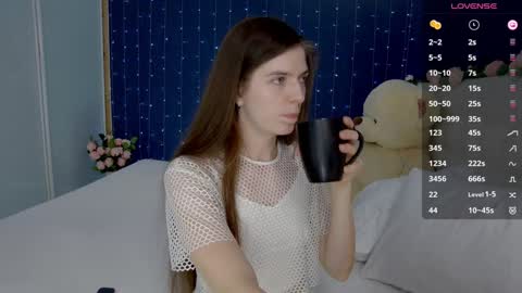 Victoria online show from 02.01.25