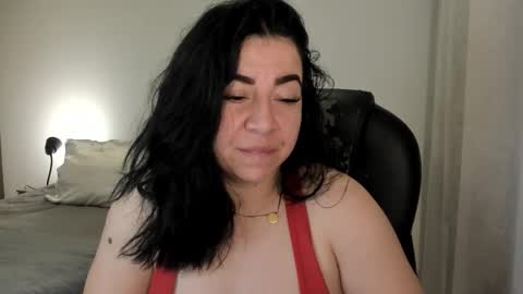 Snapshot of _miss_coco_ chatting on 12.04.25 _miss_coco_ online show from 12.04.25