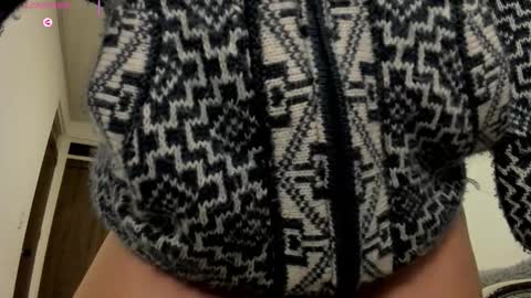 Snapshot of _miss_coco_ chatting on 02.11.26 _miss_coco_ online show from 02.11.26