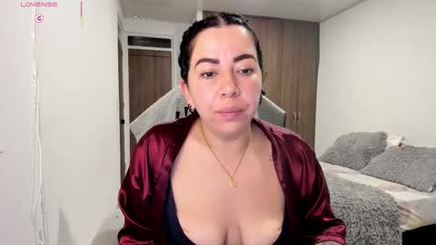 Snapshot of _miss_coco_ chatting on 02.25.26 _miss_coco_ online show from 02.25.26