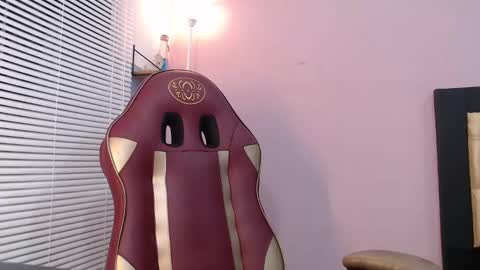 Hinata 3 online show from 01.27.25