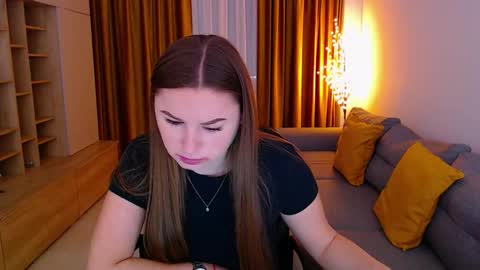 Mia online show from 03.19.26