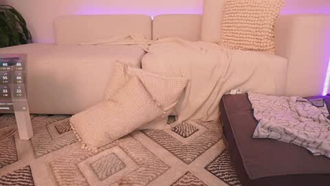 Snapshot of _missamber chatting on 12.03.24 Vale online show from 12.03.24