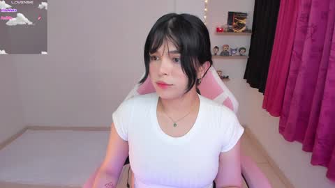 Hanna  Idependent Model   online show from 01.14.25