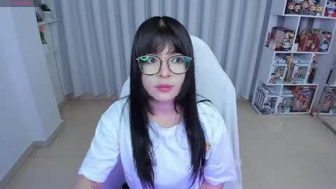 Hanna  Idependent Model   online show from 04.26.26