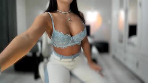 Snapshot of _missperfection_ chatting on 02.12.26 .. my fav tip 1120040012123335 online show from 02.12.26