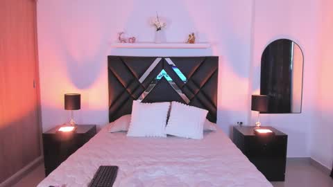 mizuki  online show from 03.07.26