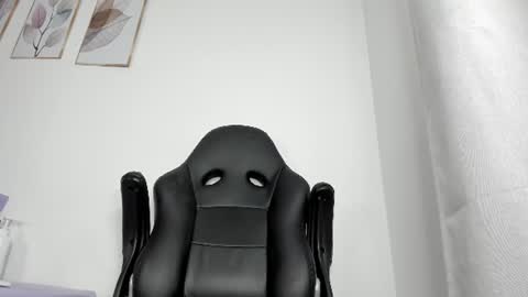 _molly_rosse_ online show from 06.17.26