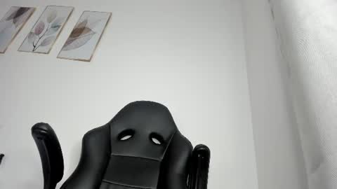 _molly_rosse_ online show from 06.30.26