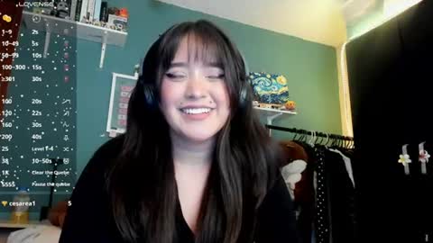 Snapshot of _moon_cake_ chatting on 07.29.26 Next stream 950 pm Colombia time xd online show from 07.29.26