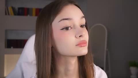 Snapshot of _moonlit_melody_ chatting on 03.12.26 Margo online show from 03.12.26