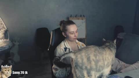 Snapshot of _mother_of_cats chatting on 04.29.26 Debby online show from 04.29.26