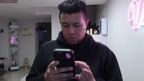 Snapshot of _mr_panda_ chatting on 10.11.25 Panda online show from 10.11.25