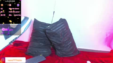 Snapshot of _nana777 chatting on 10.16.25 Nana online show from 10.16.25