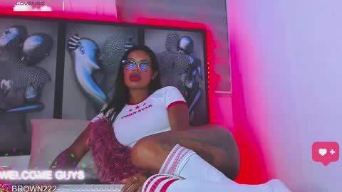 naomi brown online show from 09.26.25