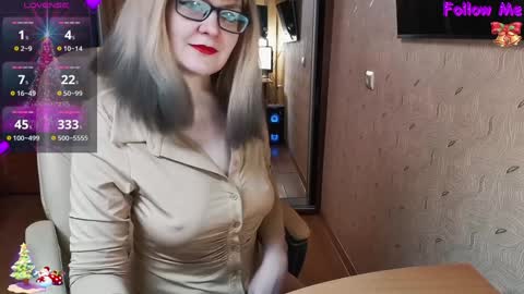 MagicWoman online show from 01.12.25