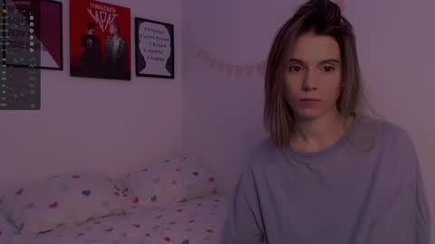 Snapshot of _ni_kiss chatting on 01.12.25 Nika online show from 01.12.25