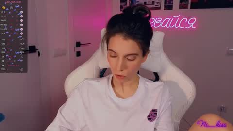 Snapshot of _ni_kiss chatting on 10.09.25 Nika online show from 10.09.25