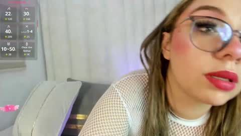 Snapshot of _nicole_moon chatting on 02.20.26 Niole online show from 02.20.26